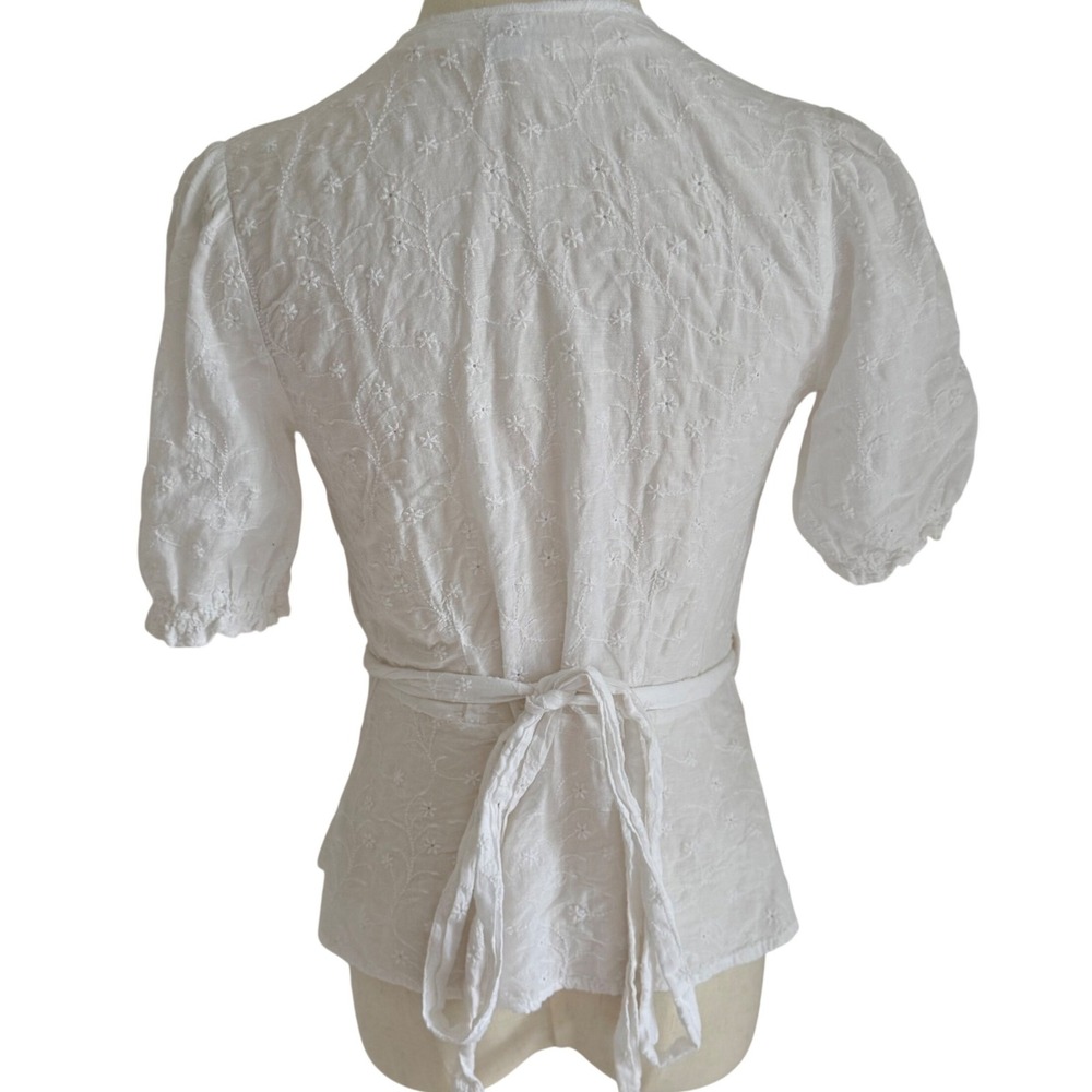 Old‎ Navy XS Wrap Blouse White Eyelet Embroidered Puff Sleeve Cottage Coquette - Picture 3 of 7